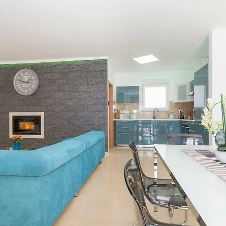 Inka Villa *
